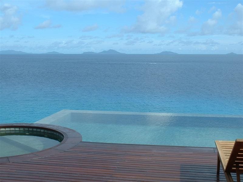 Luxury Infinity Pool