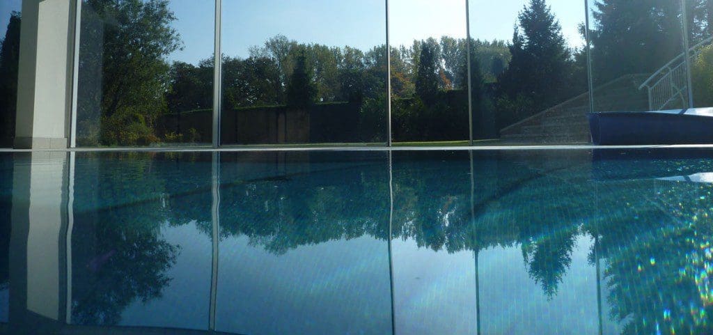 Luxury Overflow Swimming Pool