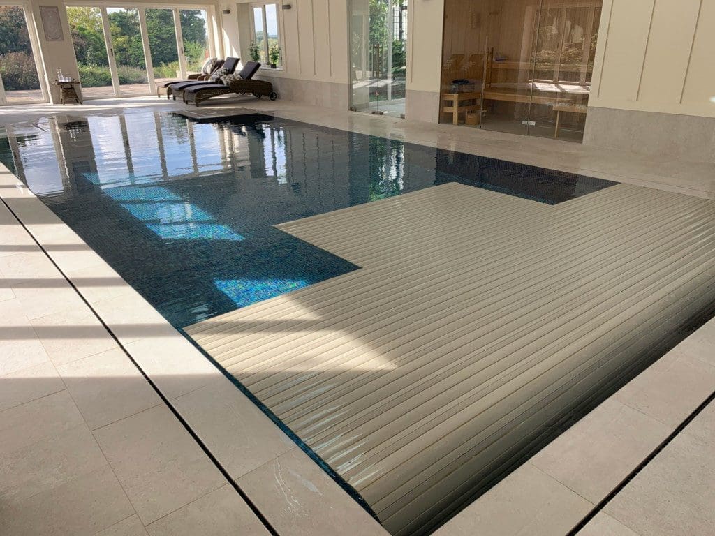 Deck Level Overflow Slatted Cover Closing